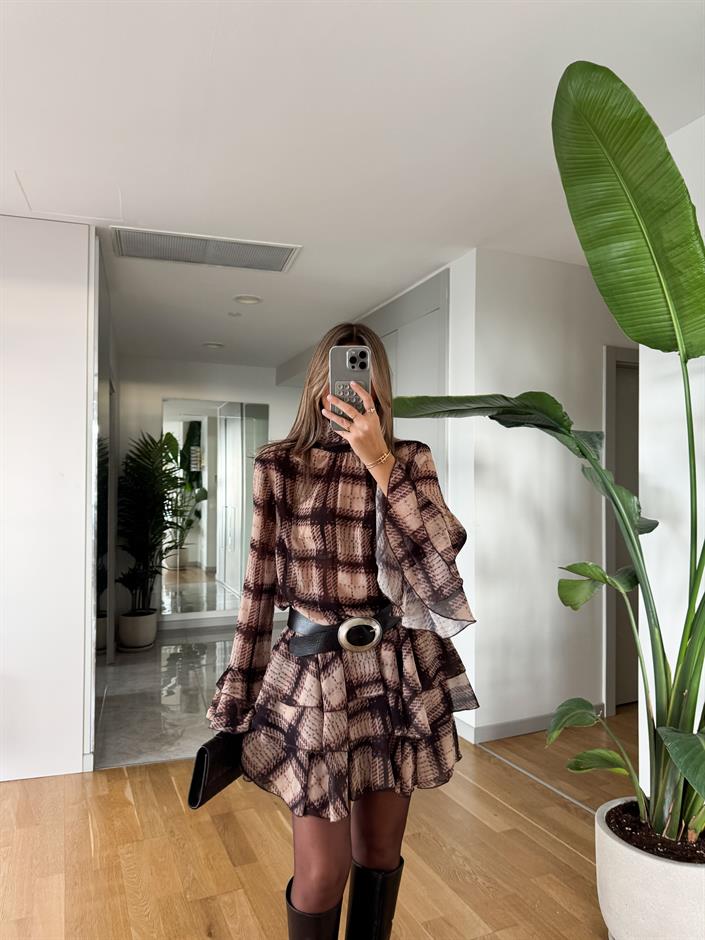 Kareli Şifon Elbise 