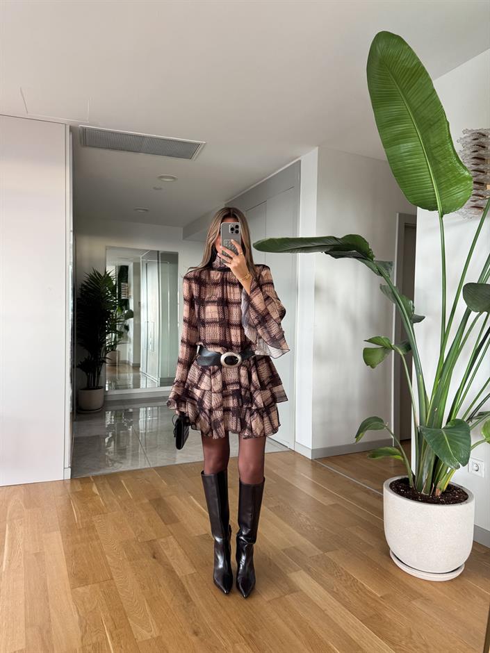 Kareli Şifon Elbise 