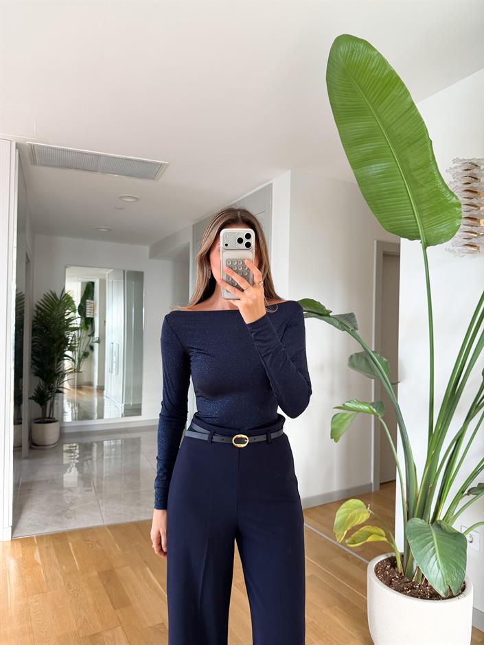 Kayık Yaka Simli Bluz - Lacivert