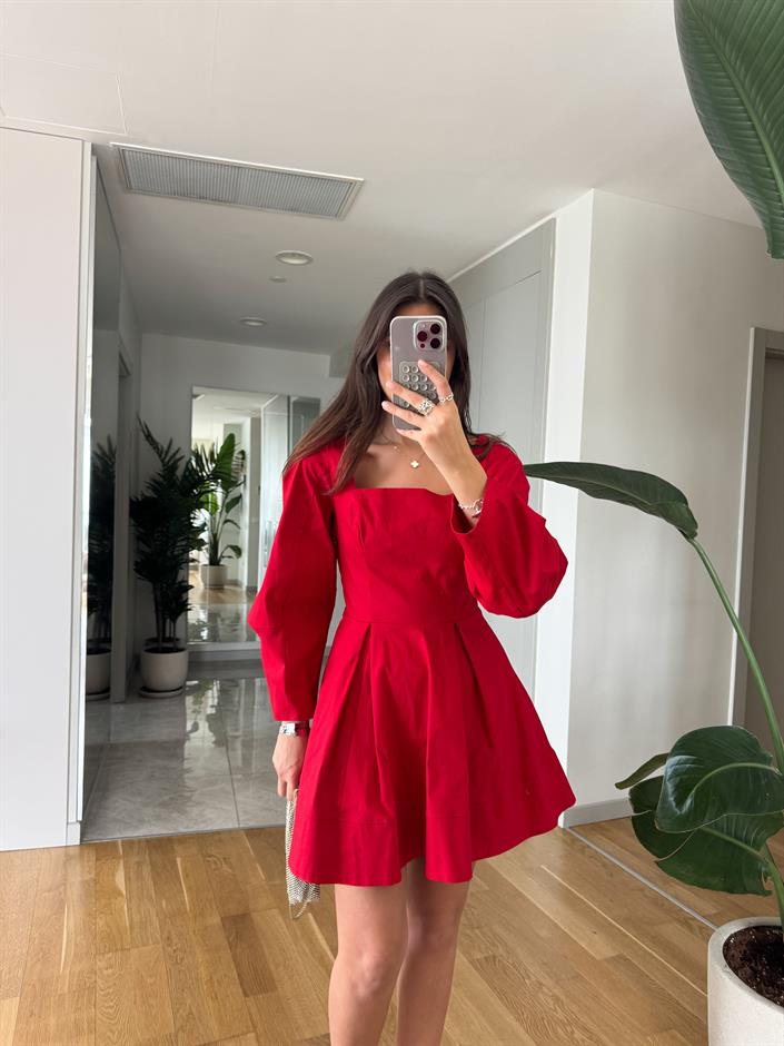 Kırmızı Balon Kol Pileli Elbise