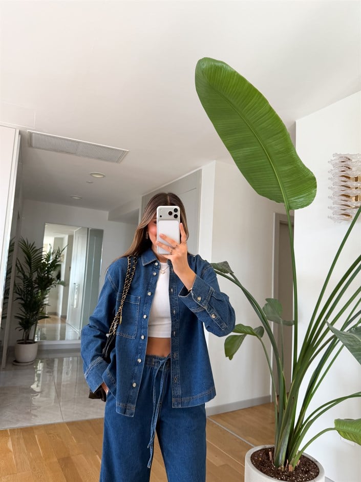 Kontrast Dikişli Denim Gömlek 