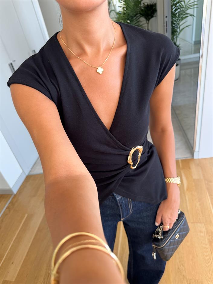 Kruvaze Tokalı Basic Bluz - Siyah