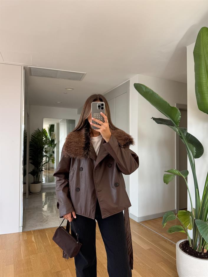 Kürk Yaka Kuşaklı Deri Ceket - Kahve