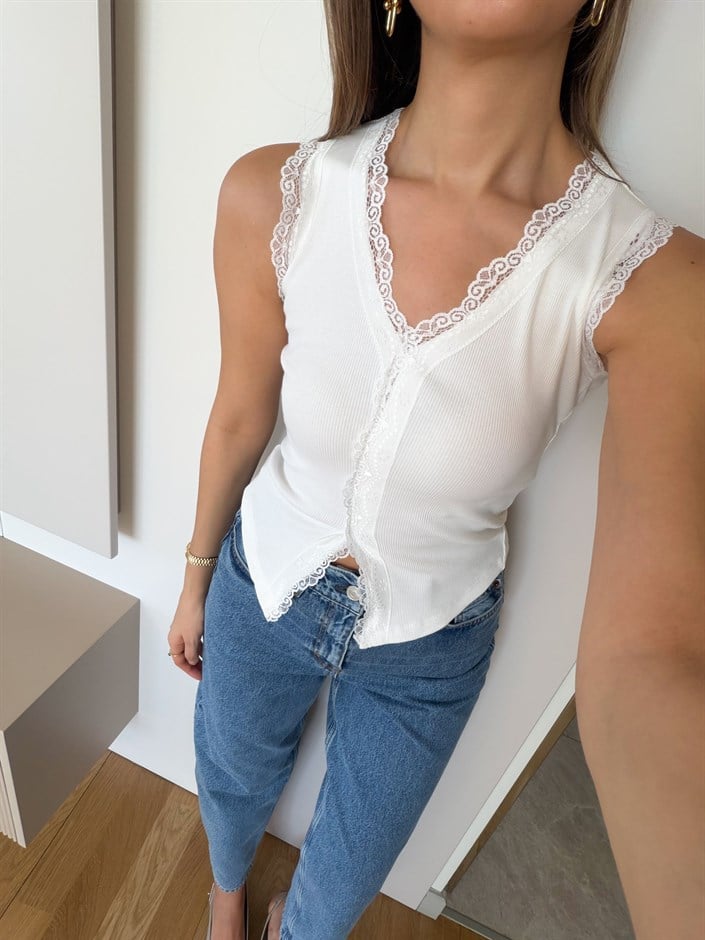 Larisa Dantelli Atlet - Ekru