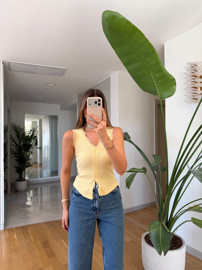 Larisa Dantelli Atlet - Limon Sarısı