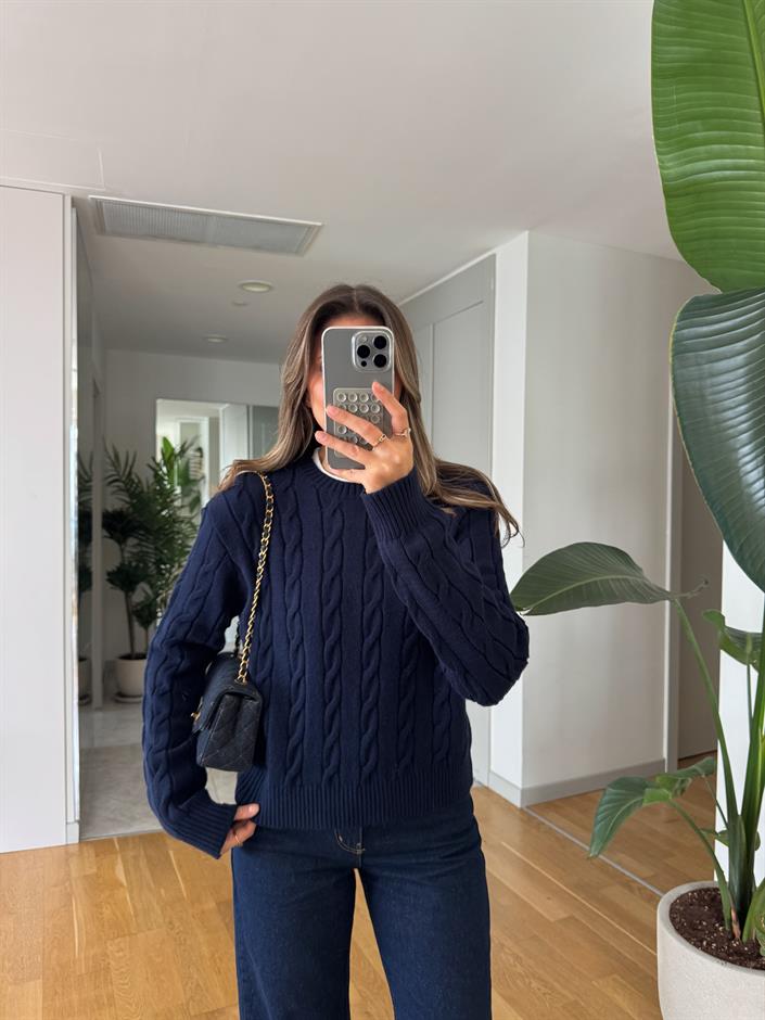 Lauren Saç Örgülü Kazak -Lacivert