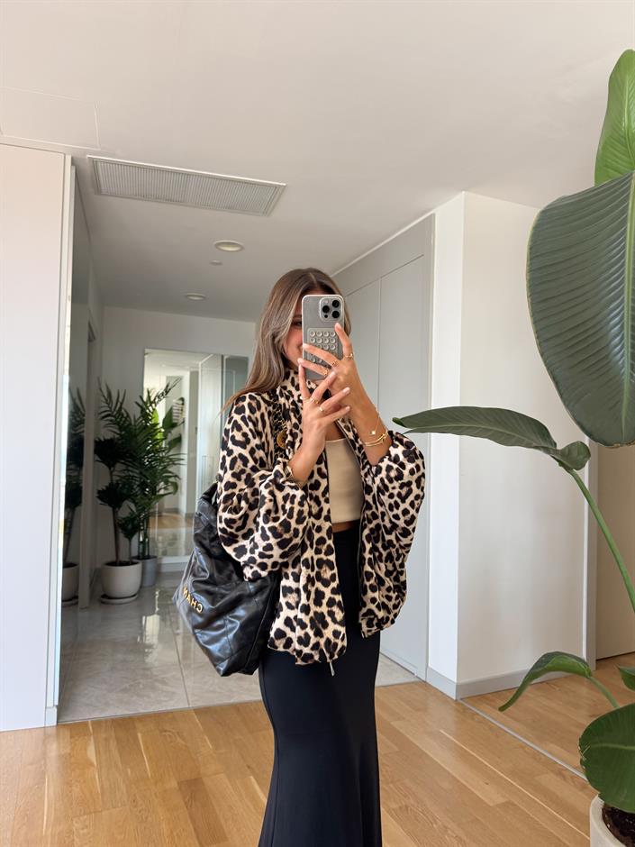Leopar Desenli Saten Bomber Ceket