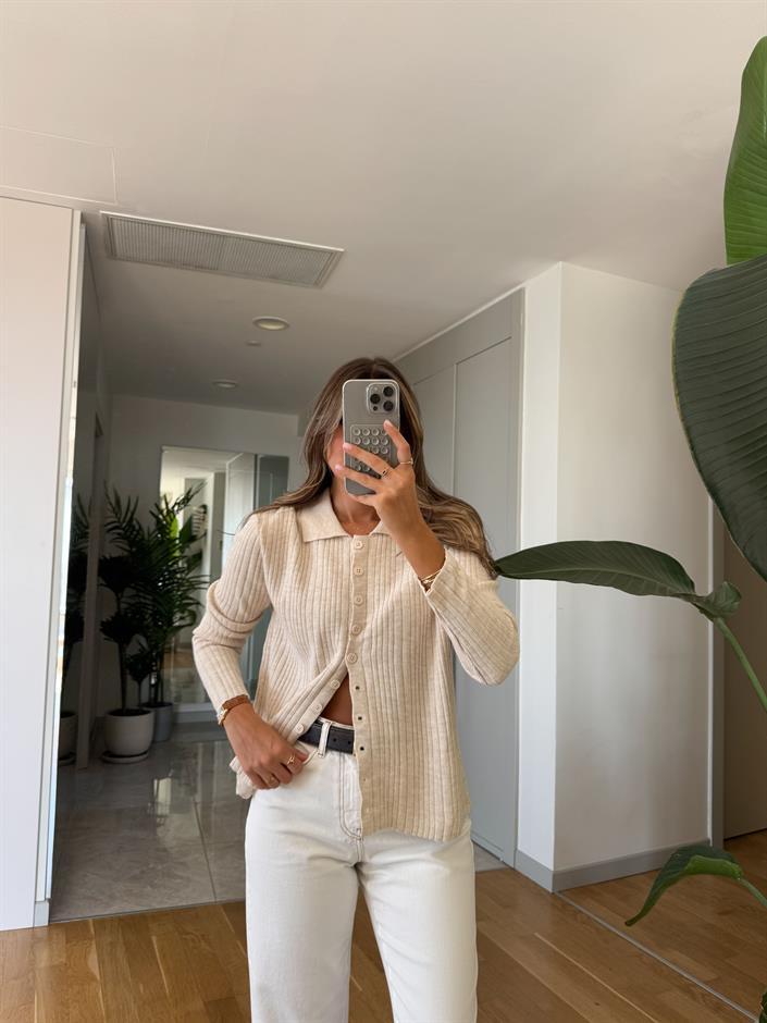 Lia Polo Yaka Düğmeli Hırka - Ekru