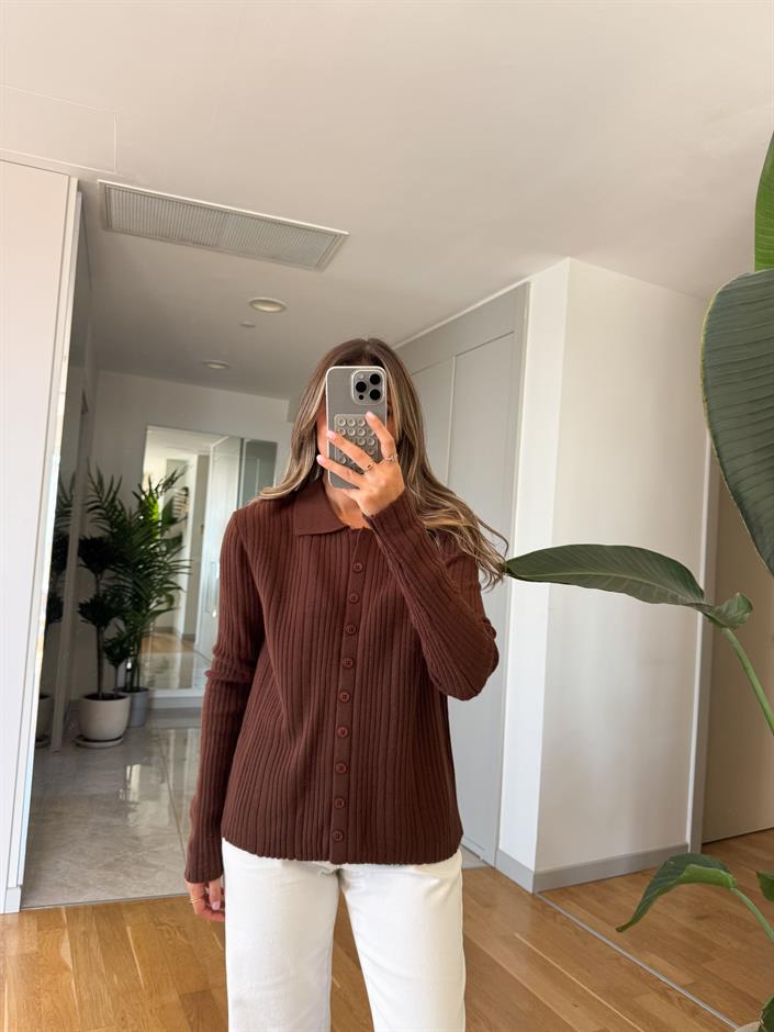 Lia Polo Yaka Düğmeli Hırka - Kahve