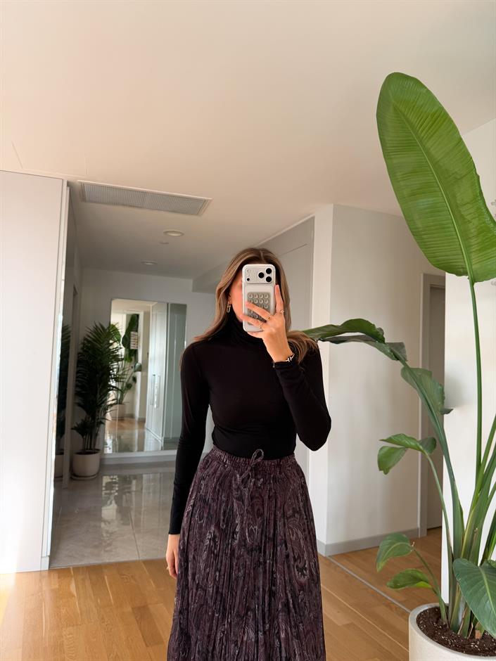 Lindy  Balıkçı Yaka Bluz - Siyah