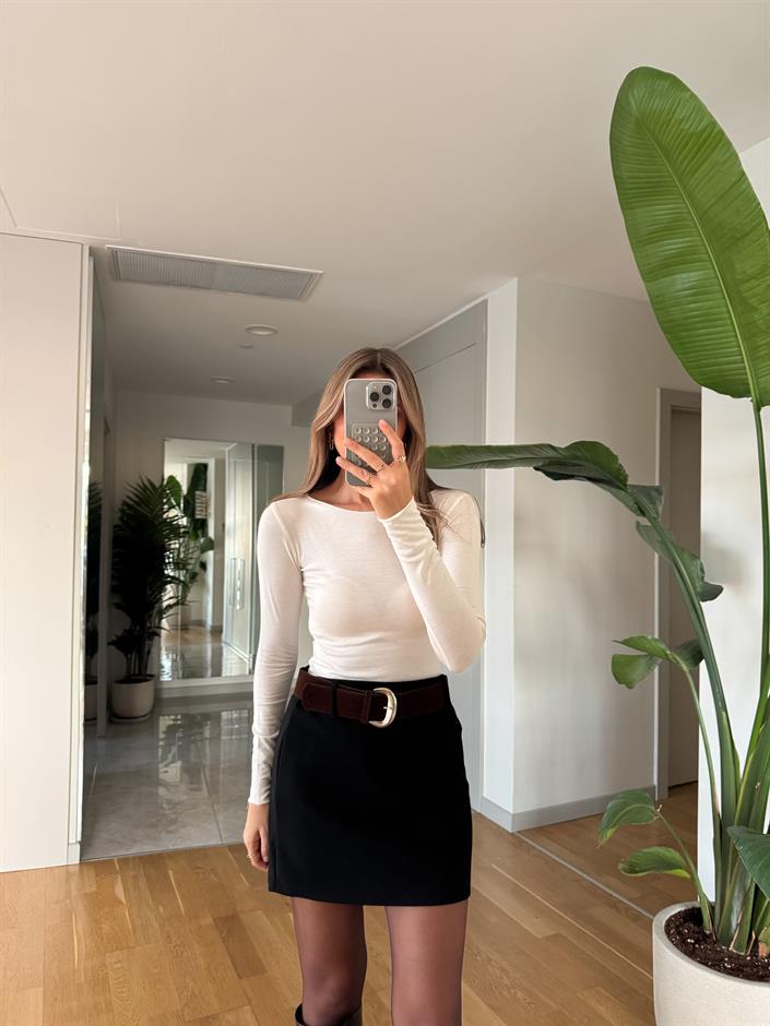 Lindy Kayık Yaka Bluz - Ekru