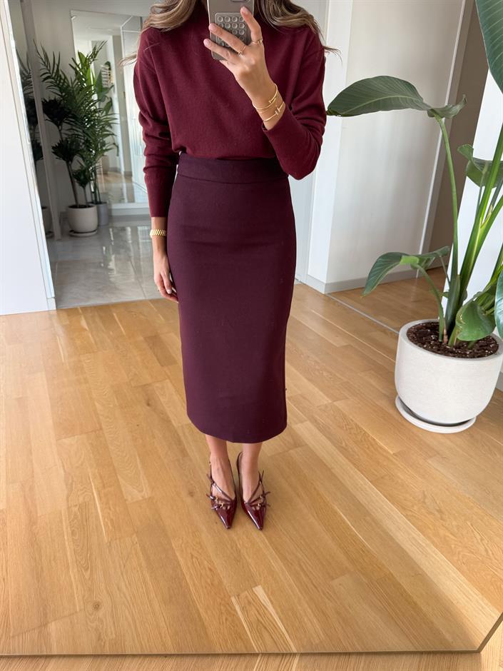 Lora Arka Yırtmaçlı Kalem Etek - Bordo