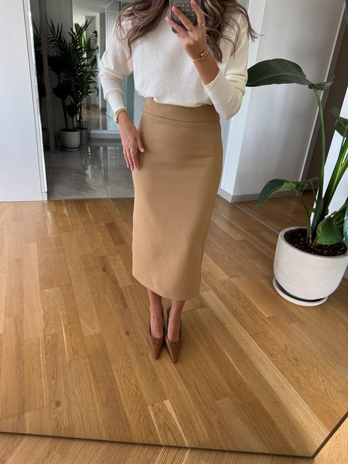 Lora Arka Yırtmaçlı Kalem Etek - Camel