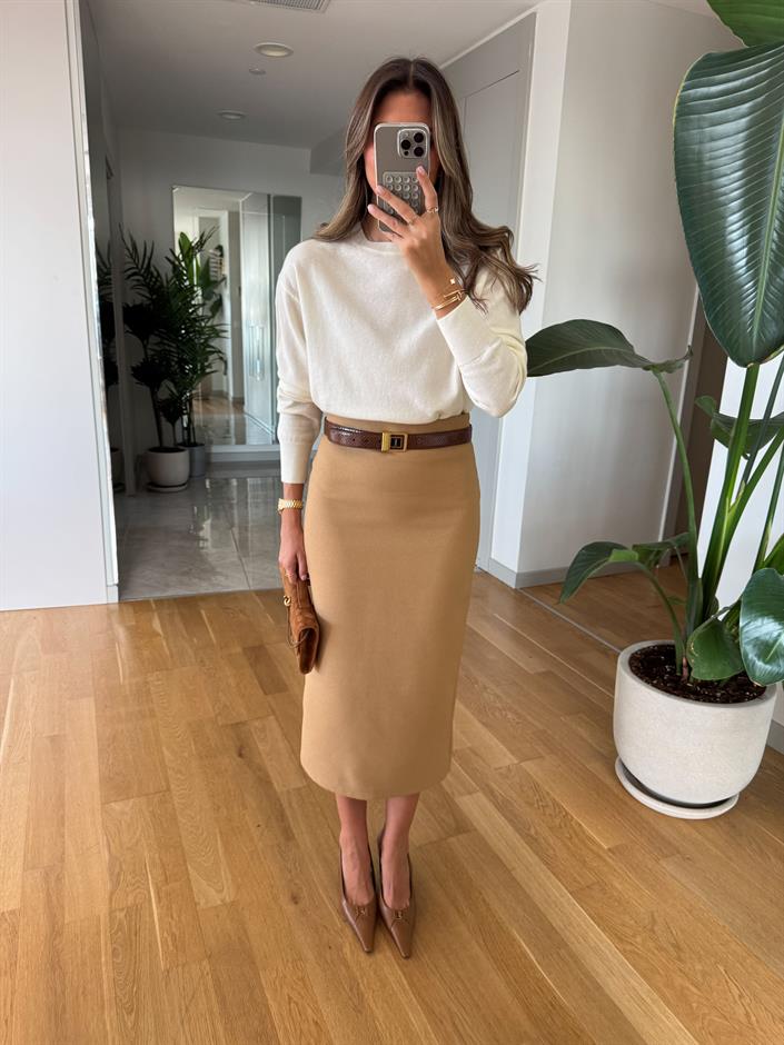 Lora Arka Yırtmaçlı Kalem Etek - Camel