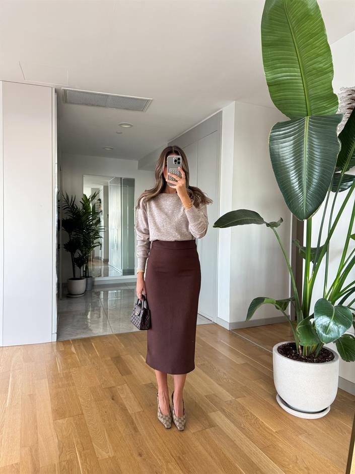 Lora Arka Yırtmaçlı Kalem Etek - Kahve