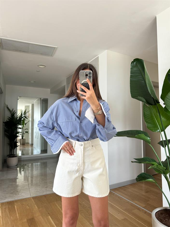 Manşeti Beyaz Çizgili Gömlek