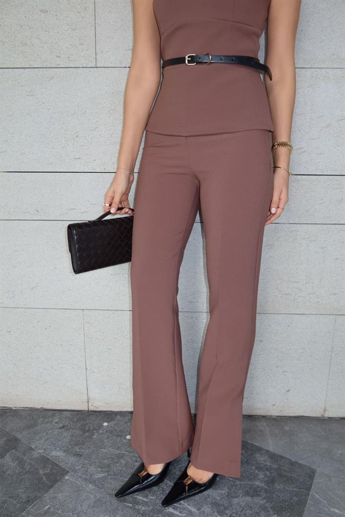 Merve Aksoy Paçası Yırtmaçlı Fit Pantolon-Kahve