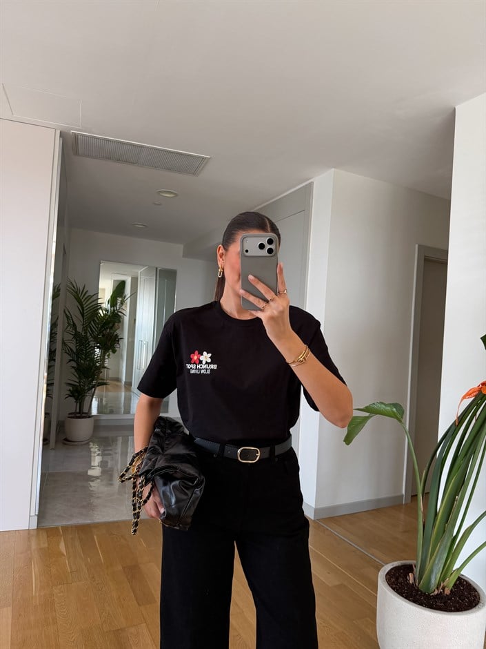Mini Çiçek Baskılı Oversize T-shirt