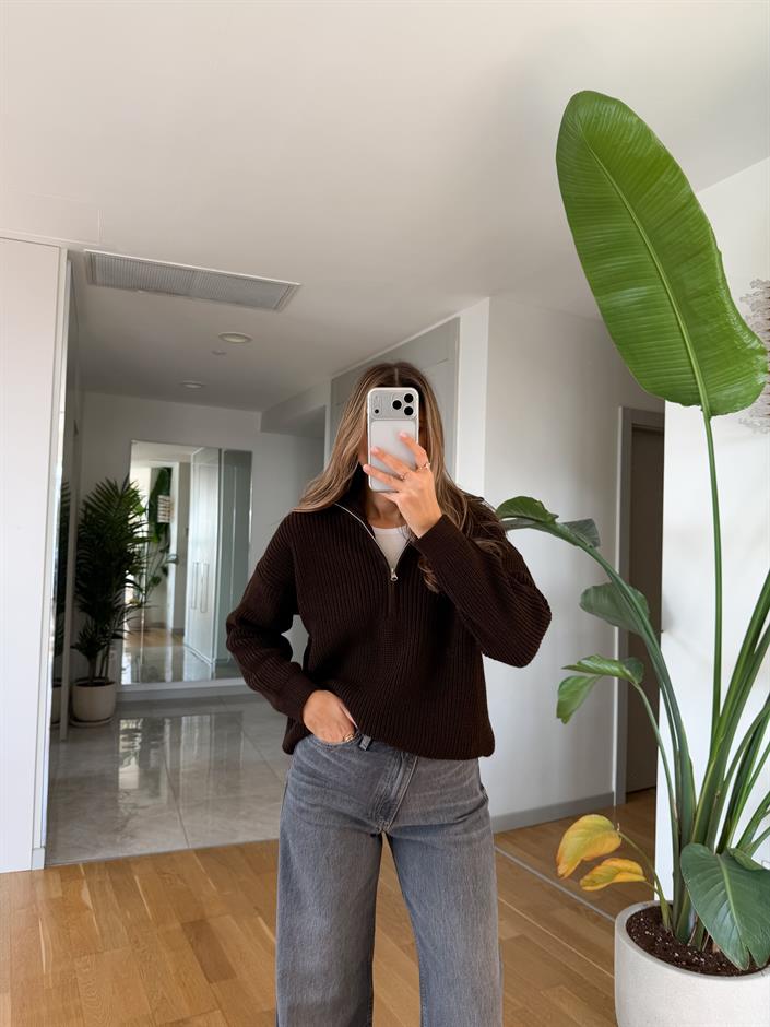 Nora Fermuarlı Kazak - Acı Kahve 