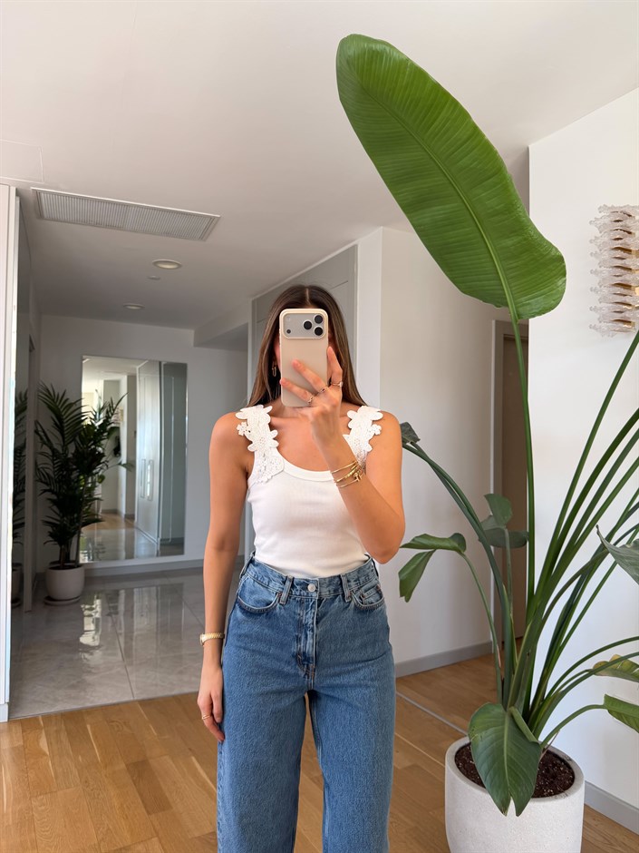 Omuz Dantelli Atlet - Ekru