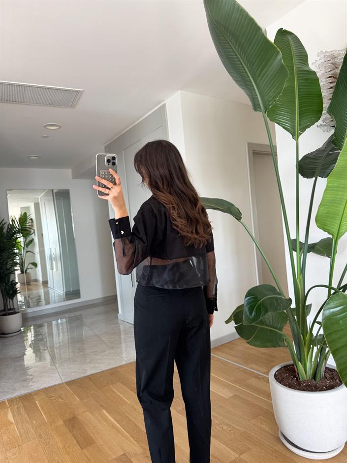 Organze Tül Detaylı Gömlek- Siyah