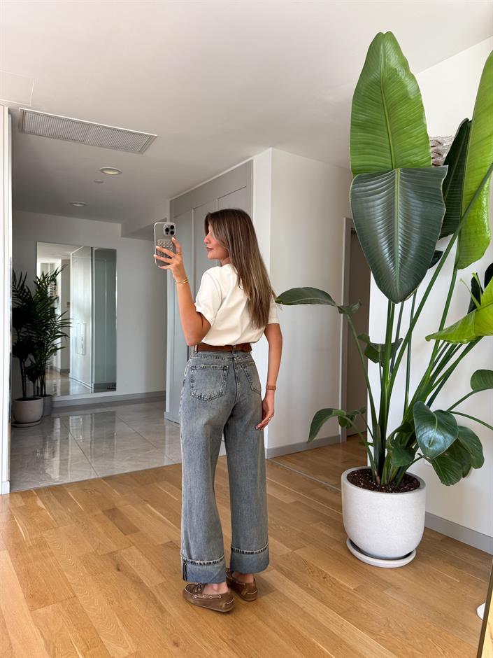 Paçası Katlı Yüksek Bel Jean - Yıkamalı Mavi  