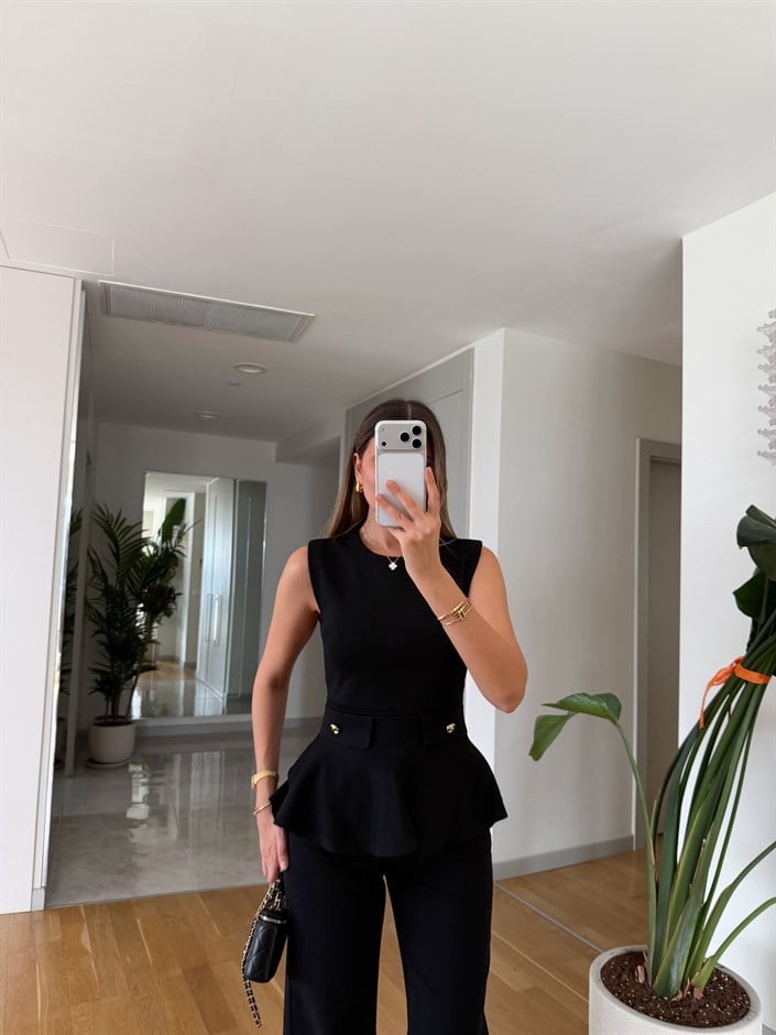 Peplum Gold Düğmeli Triko - Siyah