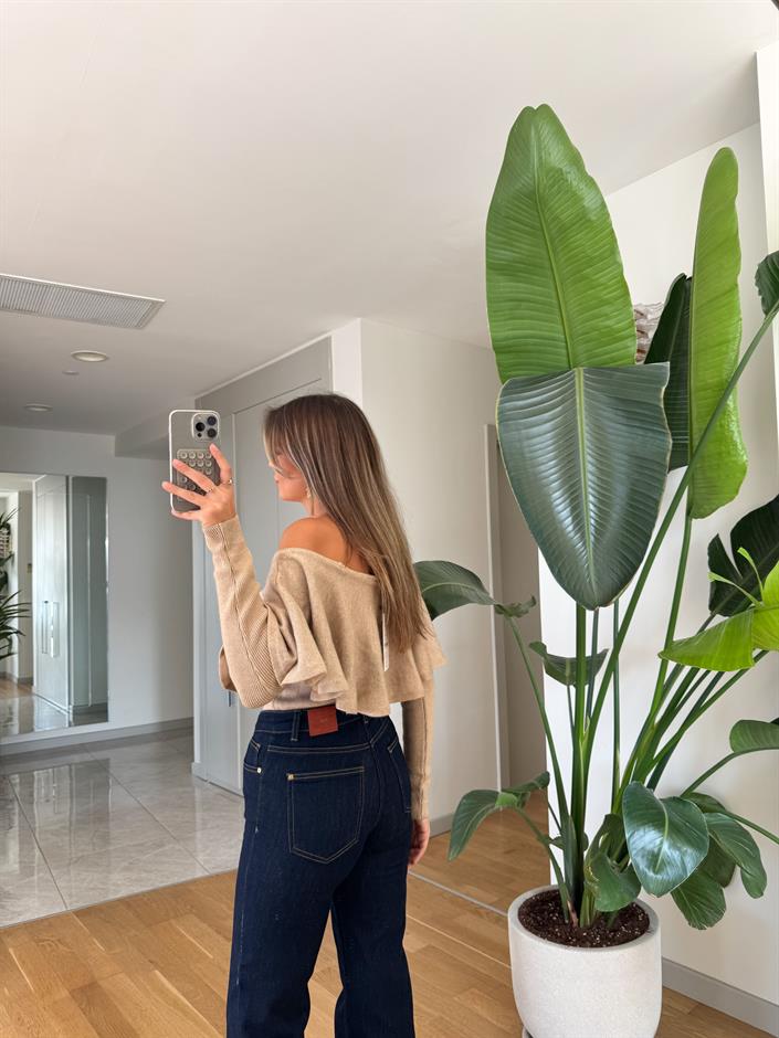 Pileli Yaka Triko Kazak - Bej 