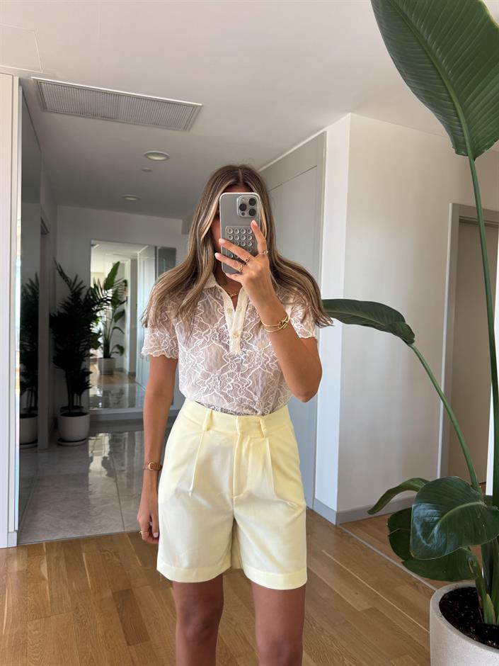 Polo Yaka Dantelli Bluz - Ekru