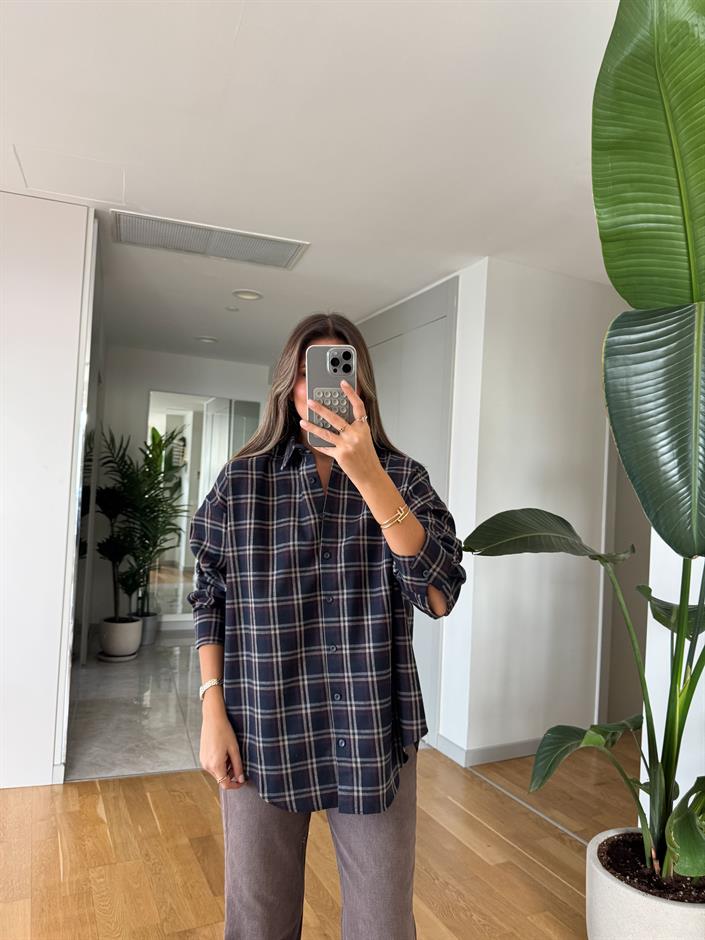 Poppy Lacivert Ekoseli Gömlek 