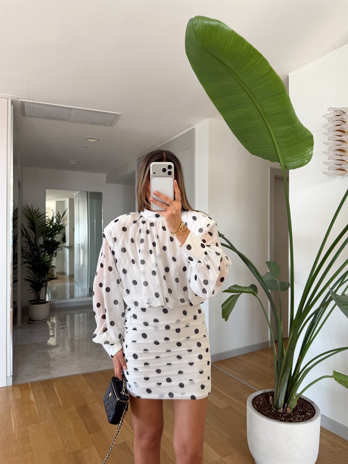 Puantiyeli Drapeli Şifon Elbise - Beyaz