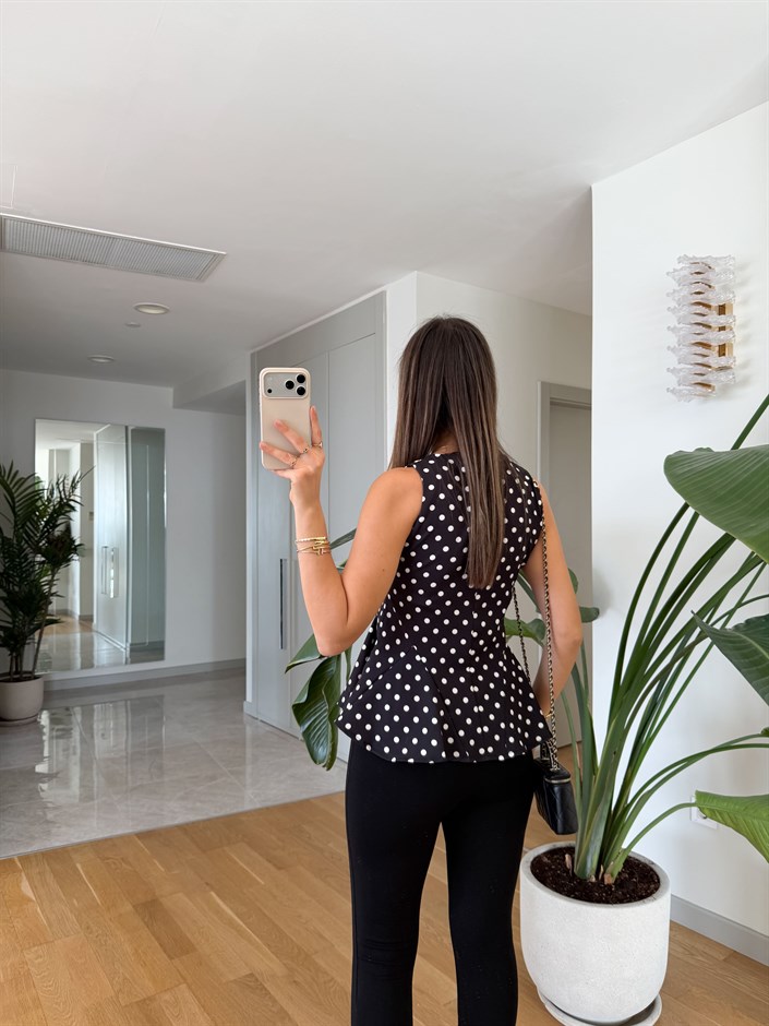 Puantiyeli Volanlı Bluz - Siyah