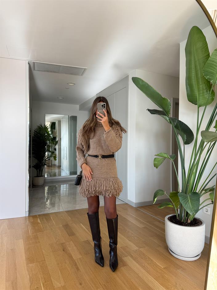 Püsküllü Triko Elbise - Vizon 