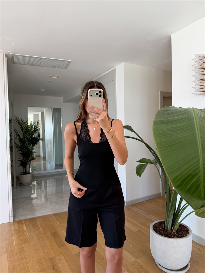 Qs Dantel Detaylı Atlet - Siyah