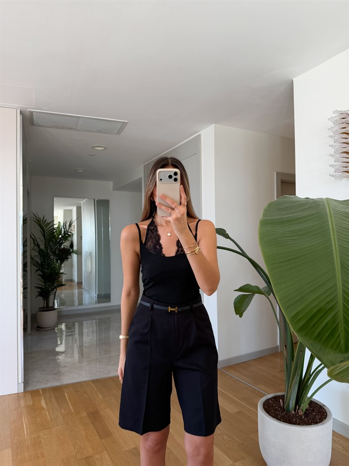 Qs Dantel Detaylı Atlet - Siyah