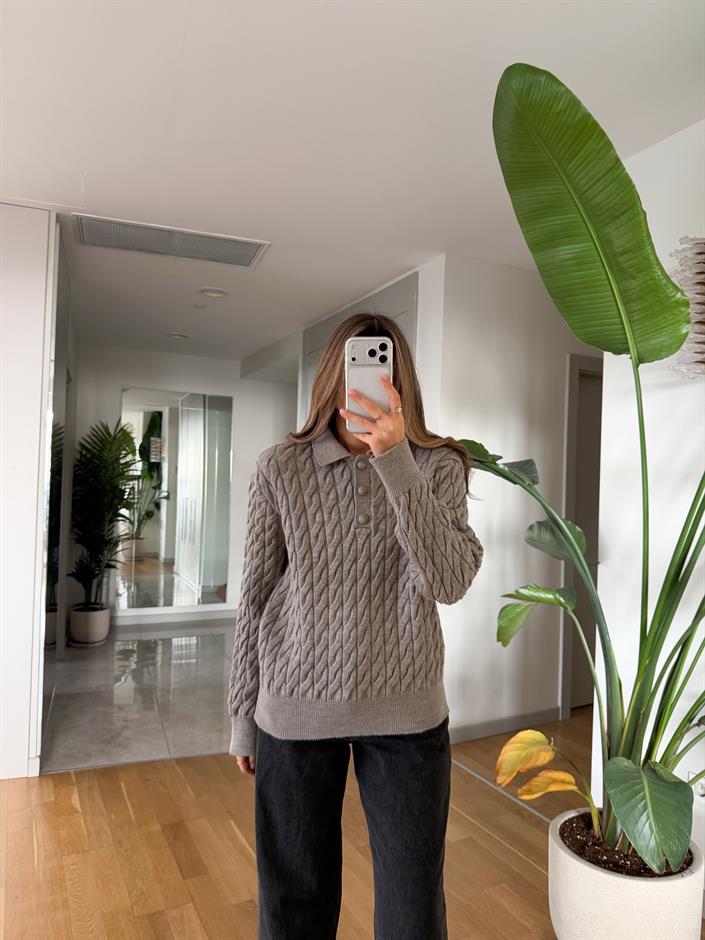 Qs Polo Yaka Saç Örgülü Kazak - Koyu Bej 