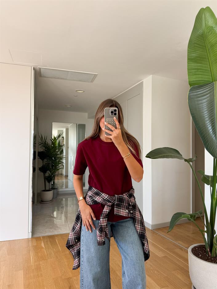 Qu Bisiklet Yaka Tok Dokulu Basic Tişört - Bordo