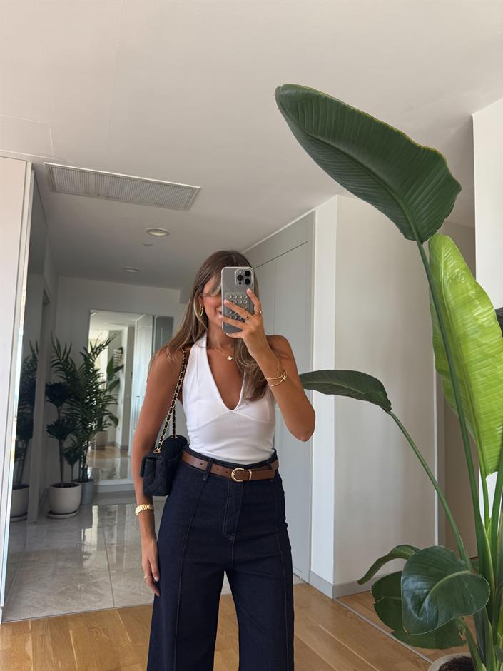 Qu Halter Yaka Bluz -Beyaz