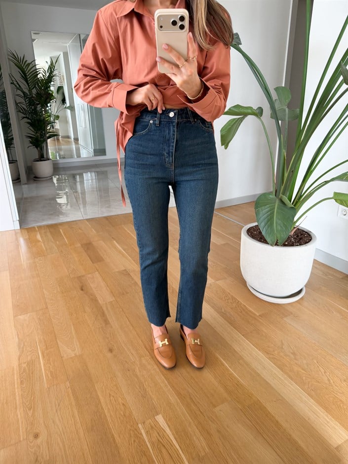 Renata Kesik Paça Boyfit Jean - Eskitme Mavi