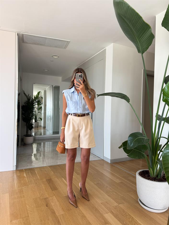 Rina Pile Detaylı Şehir Boy Şort -Bej