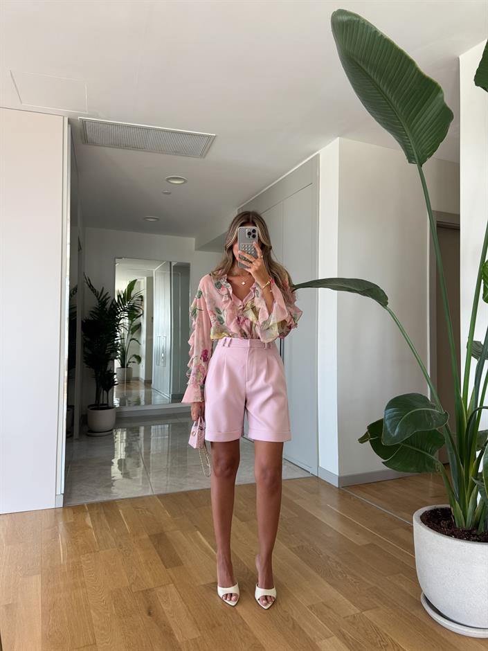 Rina Pile Detaylı Şehir Boy Şort - Pembe