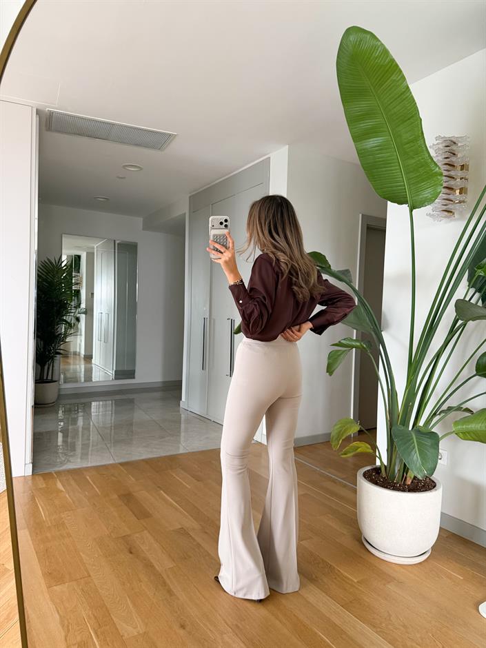 Rose İspanyol Paça Likralı Pantolon - Bej 