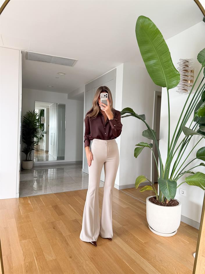 Rose İspanyol Paça Likralı Pantolon - Bej 