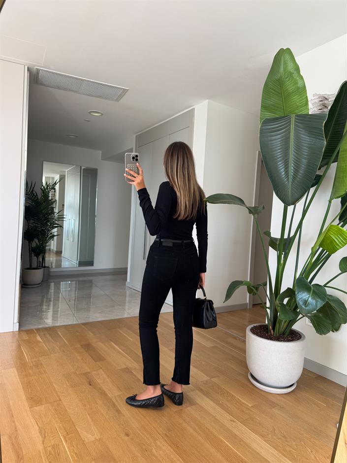 Sandie Paçası Yırmaçlı Püsküllü Jean - Siyah