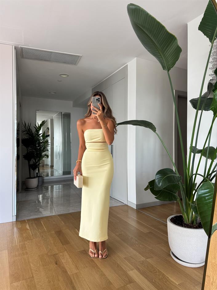 Sandra Dekolteli Detaylı Straplez Elbise - Sarı