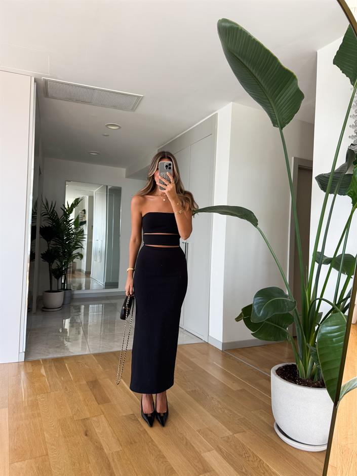 Sandra Dekolteli Straplez Elbise - Siyah