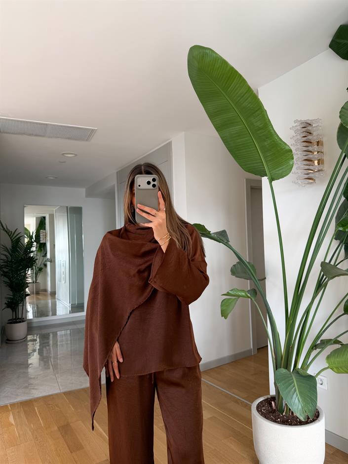 Saten Şallı Bluz Pantolon Takım - Kahve