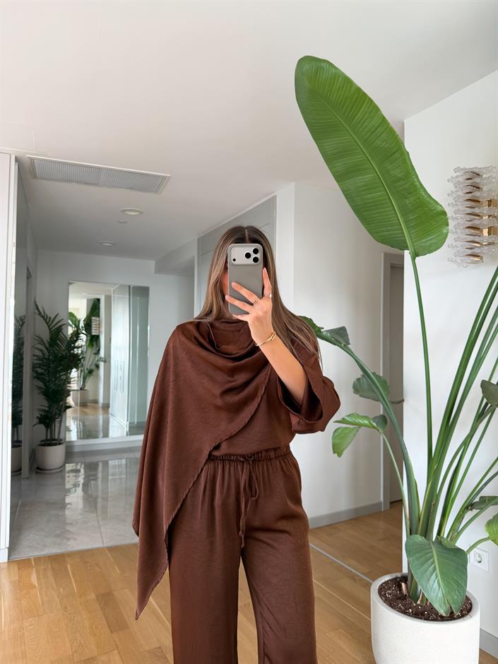 Saten Şallı Bluz Pantolon Takım - Kahve