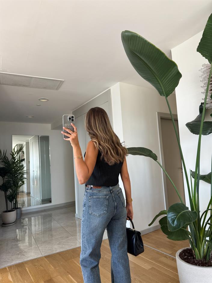 Siyah Çizgili Yelek