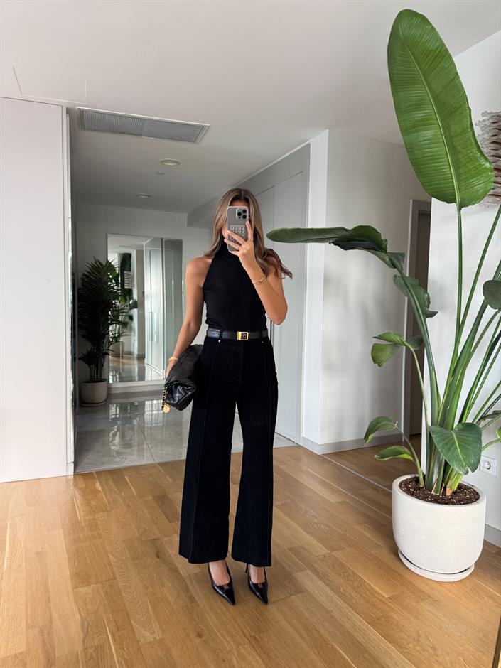 Siyah Kadife Önden Çimalı Pantolon